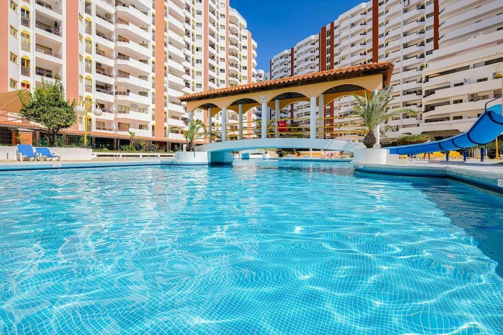 T2 With Pool, 300M From The Beach Portimao Exterior photo