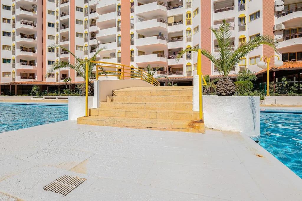T2 With Pool, 300M From The Beach Portimao Exterior photo